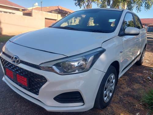 Hyundai i20 1.4 (74 kW) Active