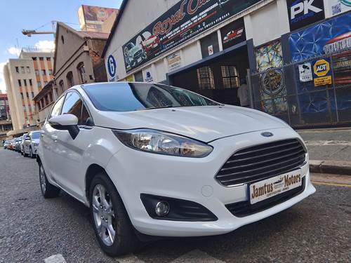 Ford Fiesta 1.6 Ambiente Powershift 5 Door