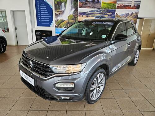 Volkswagen (VW) T-Roc 2.0 TSI Design 4Motion DSG