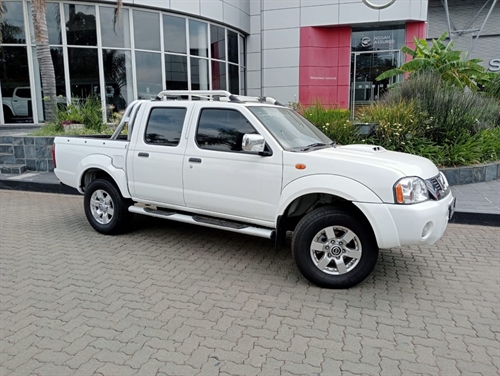 nissan hardbody 2.5 tdi 4x4 for sale