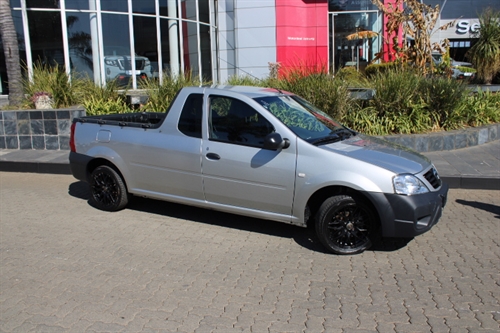 Nissan NP200 1.6i Aircon