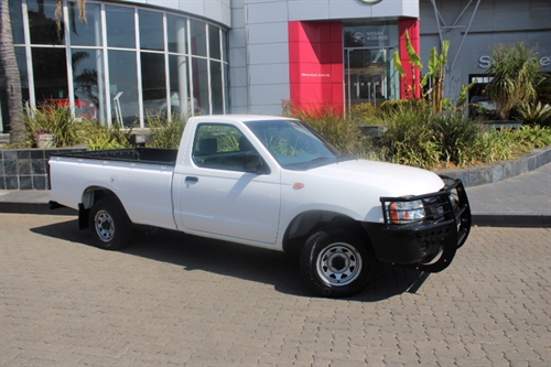 Nissan Hardbody NP300 2.0i LWB Single Cab