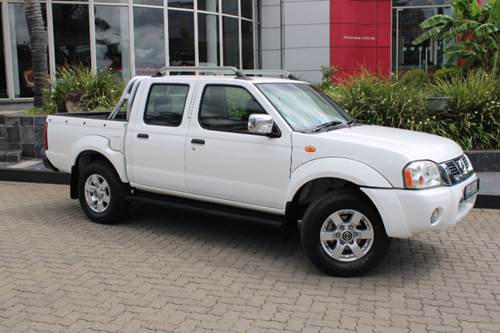 Nissan Hardbody NP300 2.4i Hi-Rider Double Cab