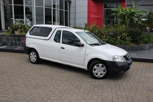 Nissan NP200 1.6i Pack