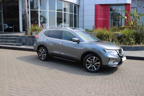 Nissan X-Trail VII 2.5 Tekna 4x4 CVT 7 Seater