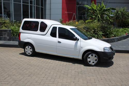 Nissan NP200 1.6i Pack