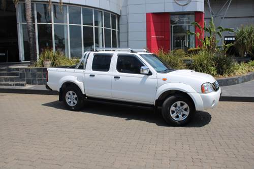 Nissan Hardbody NP300 2.5 TDi Rogue Double Cab