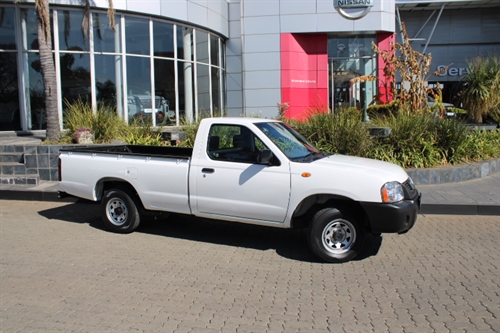 Nissan Hardbody NP300 2.0i LWB Single Cab