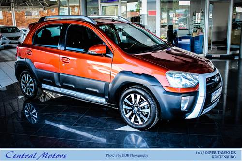 Toyota Etios Cross 1.5 Xs Hatch