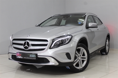 Mercedes Benz GLA 220 CDi