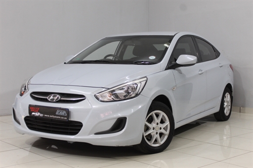 Hyundai Accent IV 1.6 GL Motion