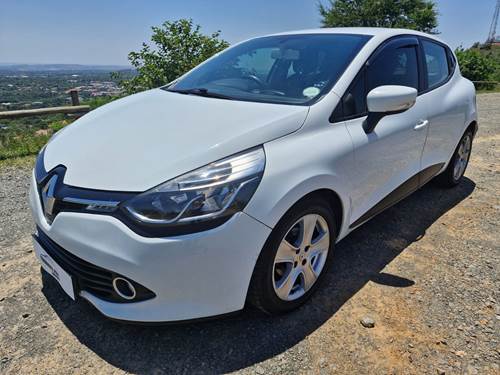 Renault Clio IV 900T (66kW) Expression 5 Door