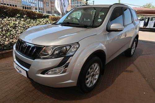 Mahindra XUV 500 2.2d (W8) mHawk 7 Seater