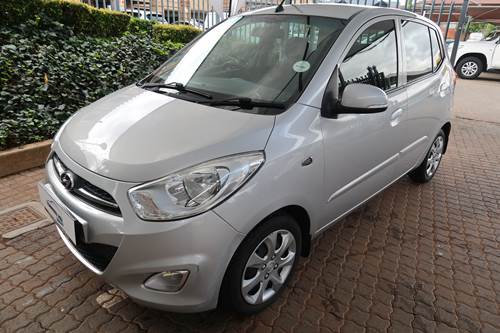 Hyundai i10 1.25 Fluid Auto