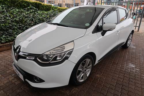 Renault Clio IV 900T (66kW) Expression 5 Door