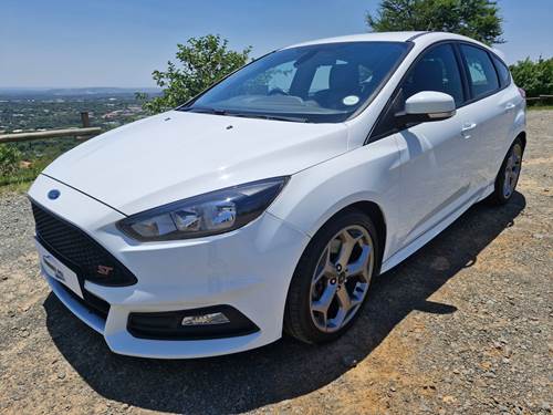 Ford Focus 2.0 Ecoboost ST1