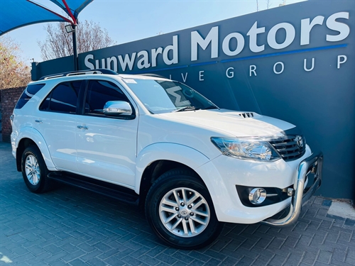 Toyota Fortuner III 3.0 D-4D Raised Body Auto