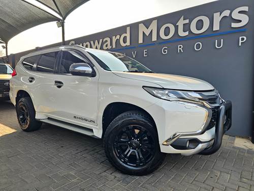 Mitsubishi Pajero Sport 2.4D Shogun 4x4 Auto