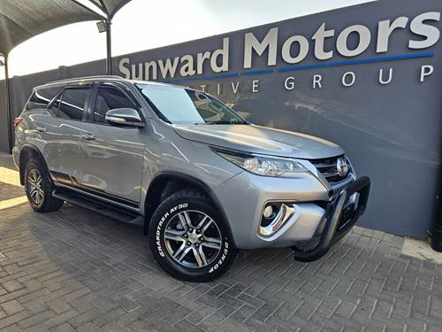 Toyota Fortuner IV 2.4 GD-6 Raised Body