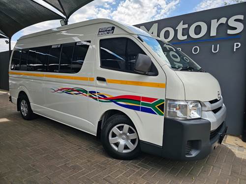 Toyota Quantum HIACE 2.5 D-4D Sesfikile 16 Seat