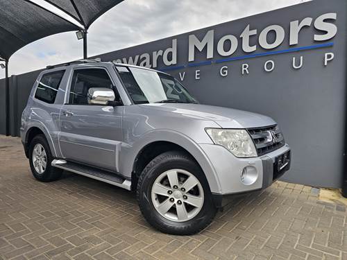 Mitsubishi Pajero 3.2 Di-Dc (121 kW) GLS SWB Auto