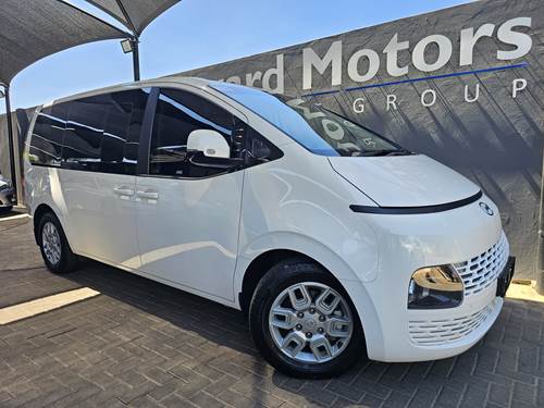 Hyundai Staria 2.2D Multicab Auto (5 Seater)