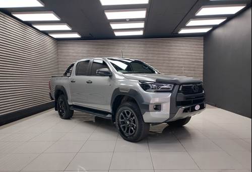 Toyota Hilux 2.8 GD-6 RB Legend Double Cab