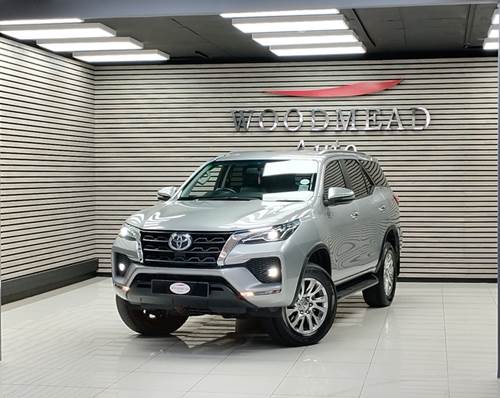 Toyota Fortuner V 2.8 GD-6 Raised Body Auto