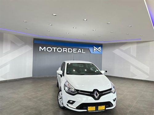 Renault Clio IV 900T (66kW) Expression 5 Door