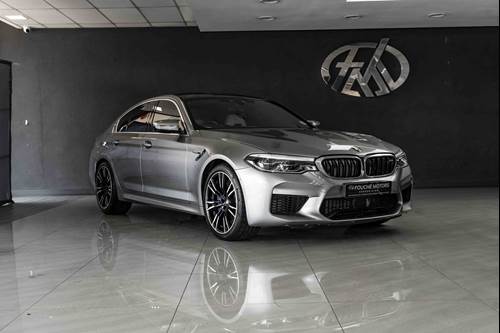 BMW M5 (F10) M-DCT 