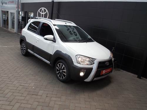 Toyota Etios Cross 1.5 Xs Hatch