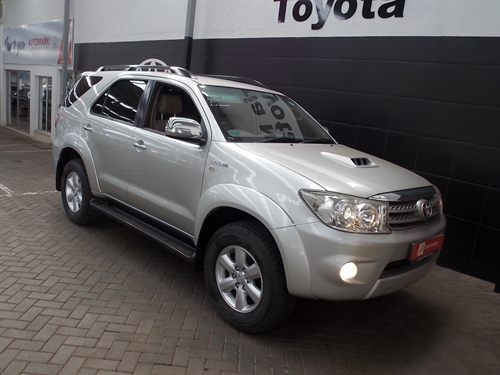 Toyota Fortuner II 3.0 D-4D Raised Body Auto