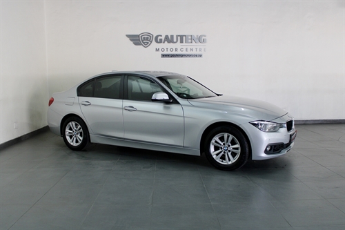 BMW 318i (F30) Auto