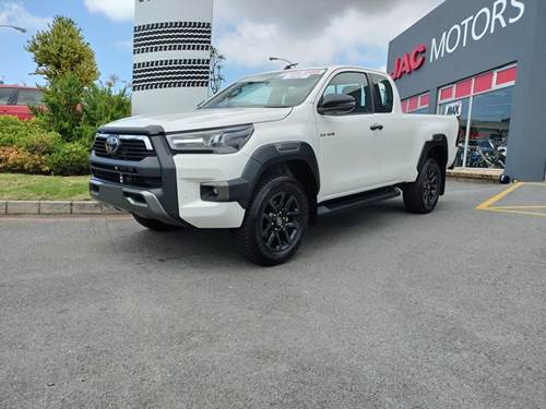 Toyota HIlux 2.8 GD-6 RB Legend Extra Cab Auto 4x4