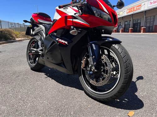 Honda CBR  600 RR (ABS)