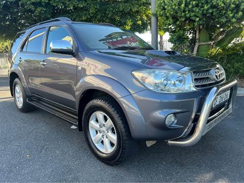 Toyota Fortuner I 3.0 D-4D Raised Body