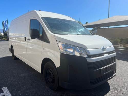 Toyota Quantum 2.8 SLWB Panel Van