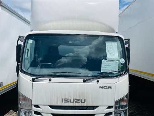 Isuzu NQR 500