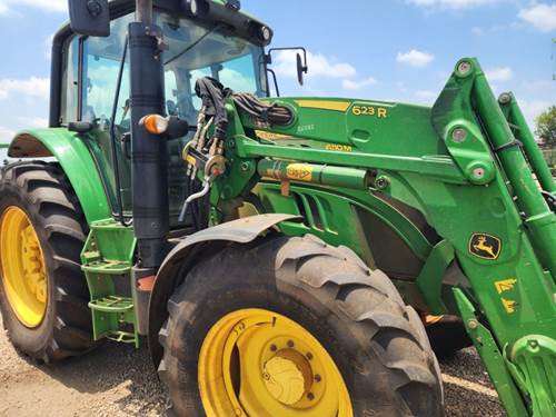 John Deere 6110 O/S (Agric)