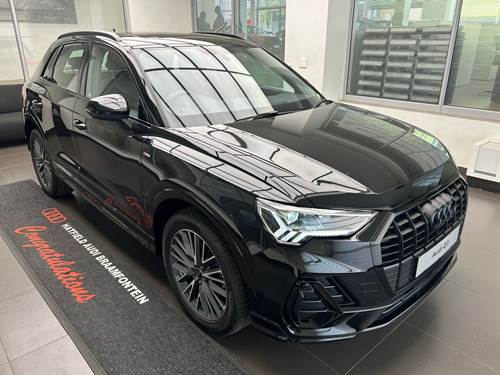 Audi Q3 (35 TFSi) S-tronic Black Edition