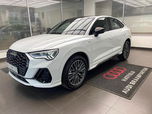 Audi Q3 Sportback  (35 TFSi) Black Edition