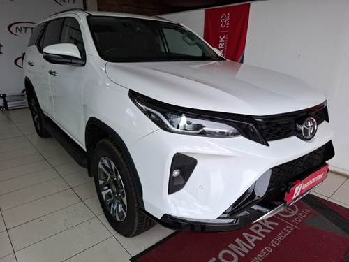 Toyota Fortuner VI 2.4GD-6 Raised Body Auto