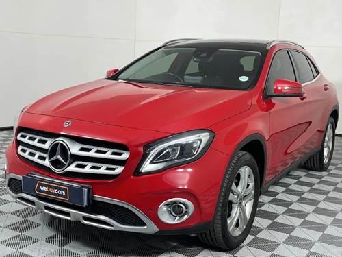 Mercedes Benz GLA 200