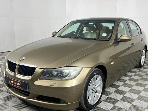 BMW 320i (E90) Sport