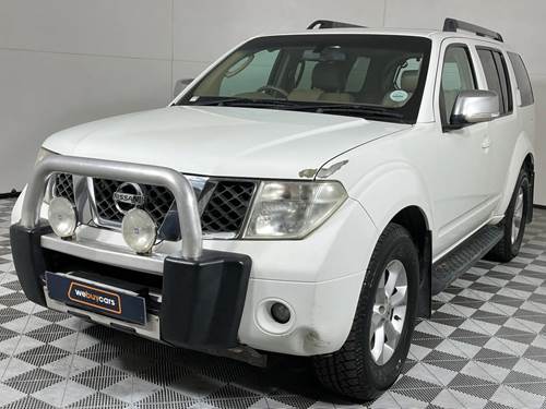 Nissan Pathfinder 4.0 V6 Auto