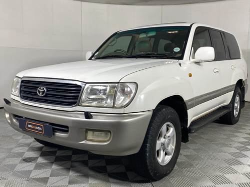 Toyota Land Cruiser 100 VX V8 4.7 (AHC)