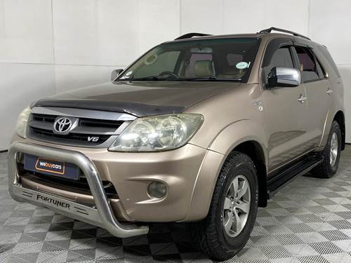 Toyota Fortuner I 4.0 V6 4X4