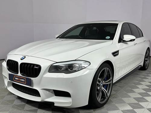 BMW M5 (F10) M-DCT 