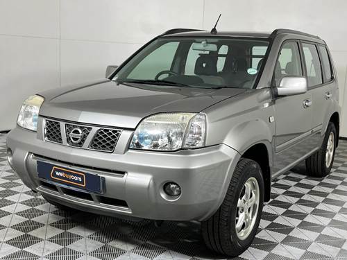 Nissan X-Trail II 2.5 SE