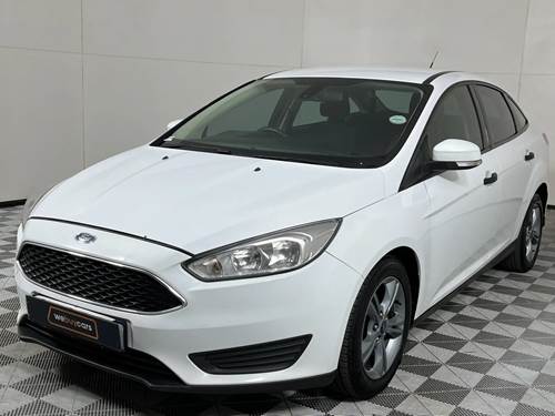 Ford Focus 1.0 EcoBoost Ambiente Sedan